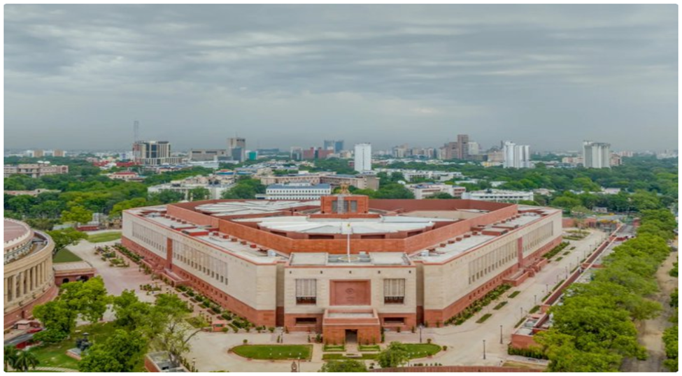 লোকসভায় নারী সংরক্ষণ বিল ২০২৬: তিনটি বিল পাস করে ২০২৯ নির্বাচনে ৩৩% কোটার পথ খুলছে